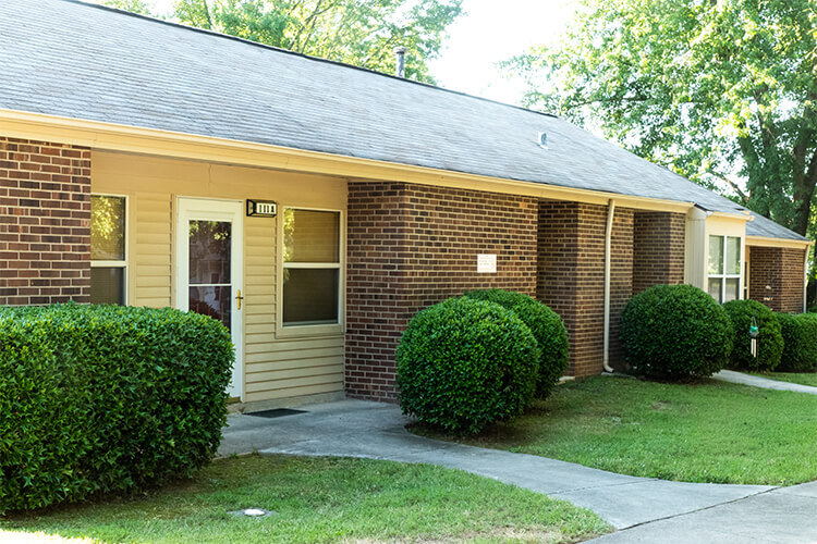 Rental - Trinity East Apartments at 1122 Trinity Street